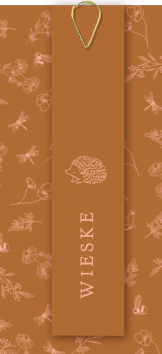 Label kaart bruin met roze botanisch patroon en egeltje