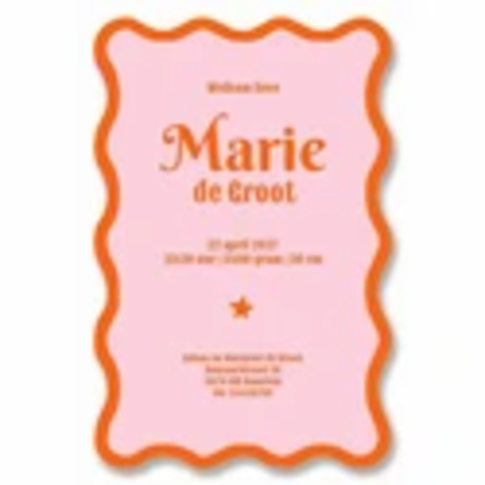 Een uniek geboortekaartje met golvende rand in roze en oranje. Een geboortekaartje op een hele bijzondere wijze vervaardigd. Color blocking en het is ook mogelijk om er folie aan toe te voegen. Met de editor kun je zelf de kaart personaliseren en van kleu