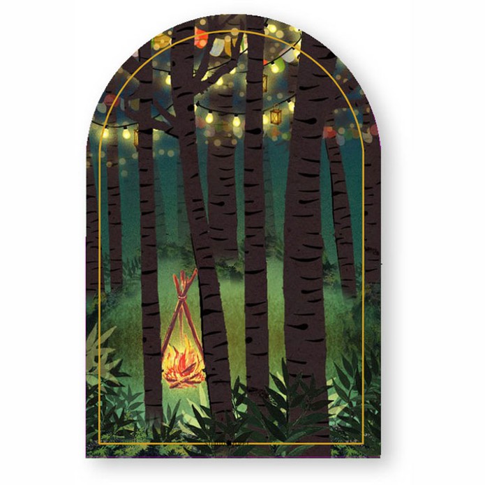 Geboortekaartje in het bos met dieren die rond het kampvuur dansen. Een fantasierijke illustratie in avontuurlijke sfeer. De bosdieren vieren feest met muziek, gezellige verlichting en vlaggetjes. Het geboortekaartje is ook met folie verkrijgbaar. Bestel 