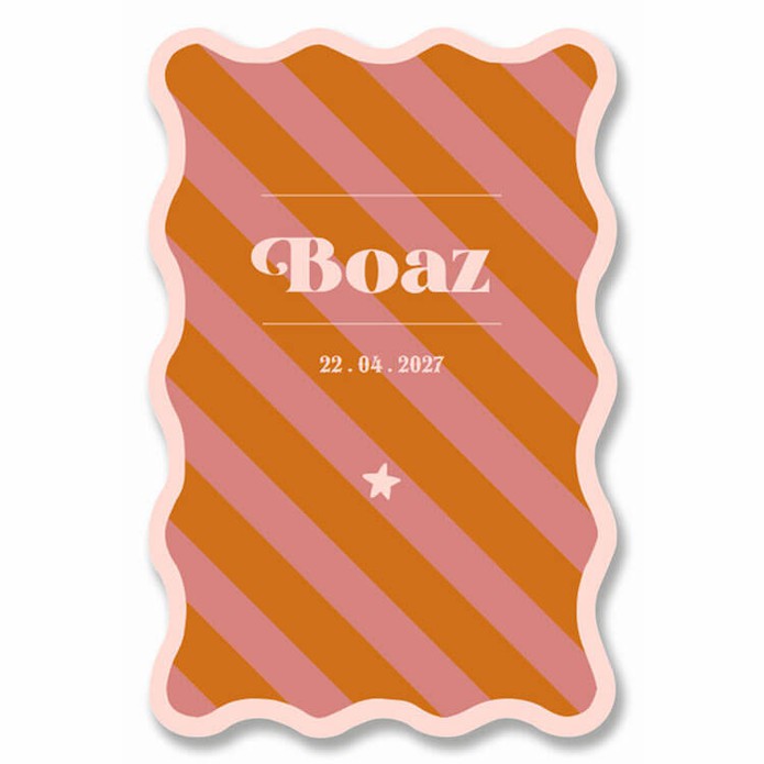 Een uniek geboortekaartje met golvende rand. Een geboortekaartje op een hele bijzondere wijze vervaardigd. Color blocking en het is ook mogelijk om er folie aan toe te voegen. Met de editor kun je zelf de kaart personaliseren en van kleur veranderen.