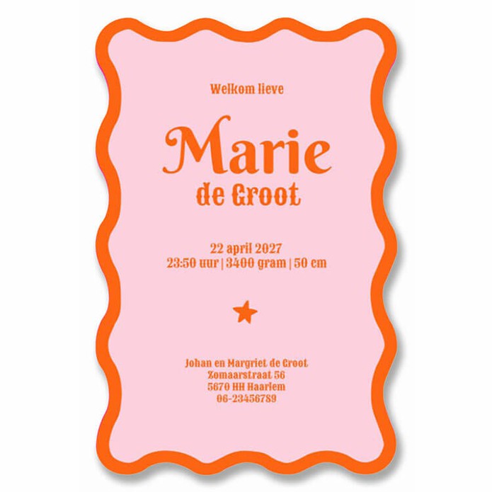 Een uniek geboortekaartje met golvende rand in roze en oranje. Een geboortekaartje op een hele bijzondere wijze vervaardigd. Color blocking en het is ook mogelijk om er folie aan toe te voegen. Met de editor kun je zelf de kaart personaliseren en van kleu