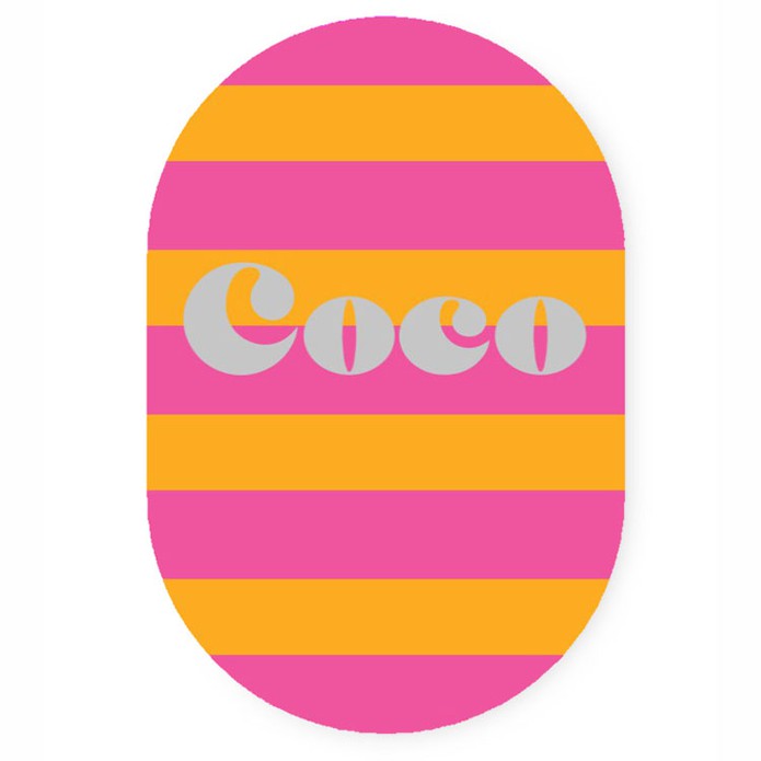 Geboortekaartje met heldere kleuren en vormen in ovaal vorm. Contrastrerende kleuren zijn helemaal een hit tegenwoordig, color blocking dat de kleuren van het kaartje afspatten. Met dit kaartje zit je wel goed, vraag eens een gratis proefkaart aan.