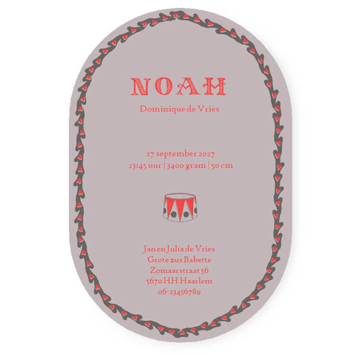 Ovaal geboortekaartje vintage circus. Sprekende kleuren en treffende afbeeldingen in offset neon kleur look. De vorm is zacht en lief en bijzonder formaat geboortekaartje. Experimenteer zelf met kleuren en vraag eens een proefkaartje aan.