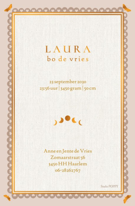 Geboortekaartje in folklore stijl. Illustratieve panter familie, maan en bloemen zijn samengevoegd tot een folkloristisch geboortekaartje. Prachtig kader maakt het extra illustratief en naar wens te veranderen van kleur. Folie behoort tot de mogelijkheden