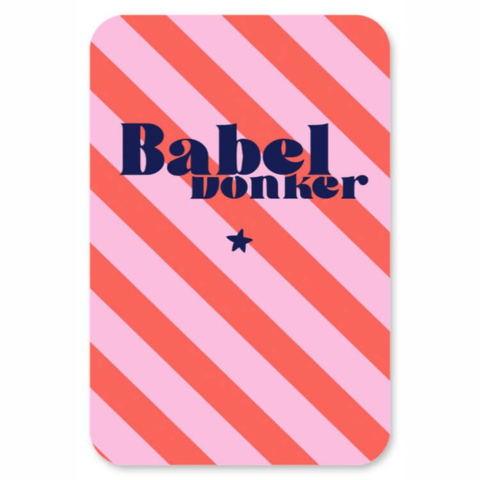 Hip geboortekaartje in heldere warme kleuren. Grootse vormen voor een groots effect. De ronde hoeken maken het een bijzonder geboortekaartje voor jullie baby. Kleuren veranderen is geen enkel probleem met de editor. Ook het lettertype kun je makkelijk zel