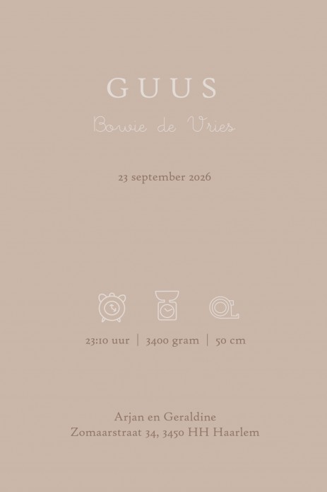 Geboortekaartje met lief vintage konijntje. Een klassiek en sereen geboortekaartje met illustratie van een konijn in retro sferen. In de editor kun je zelf de achtergrondkleur of de kleur van het konijntje aanpassen. Vraag ook eens de gratis proefkaart aa