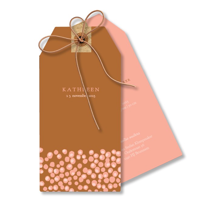 Labelkaartje bruin met roze stipjes